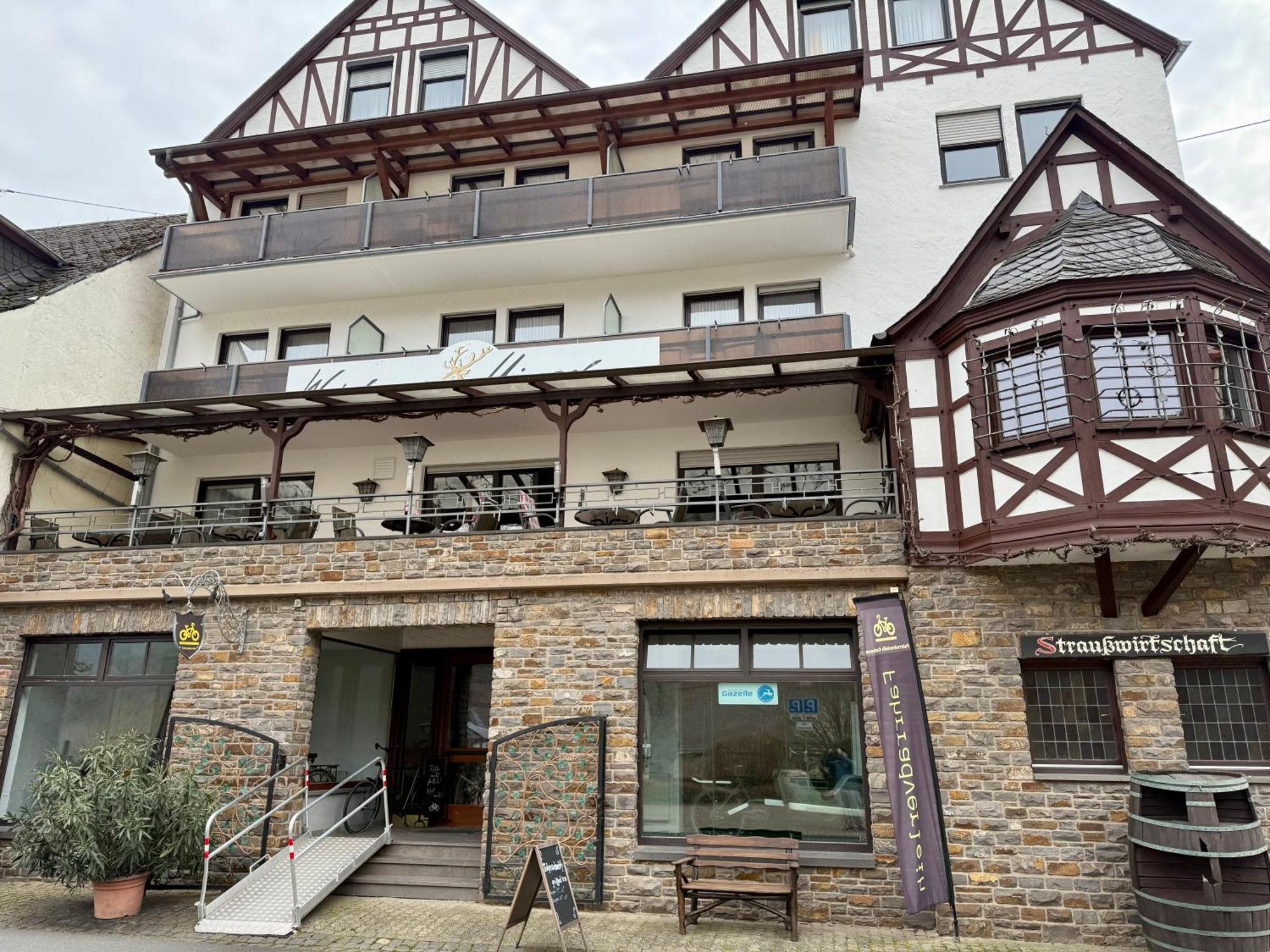 Weinhaus Hirschen Bruttig Hotel Екстериор снимка